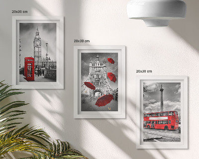 3-piece wall art set London views with a red umbrella and a bus