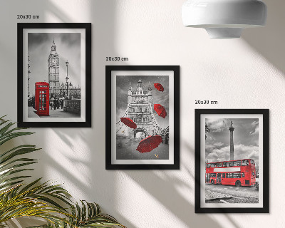 3-piece wall art set London views with a red umbrella and a bus