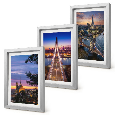 Photo frame wall City views with bridges and sunsets