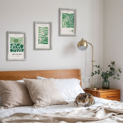 3-piece wall art set A set of green leaves and plants in various shapes