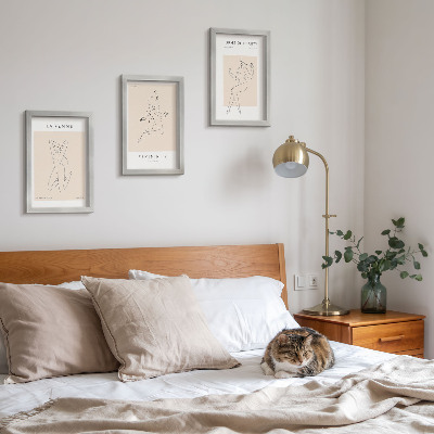 Framed triptych Linear silhouettes of women in minimalist posters