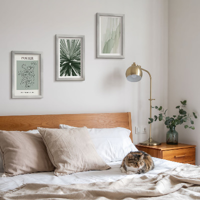 Photo frame wall Plant patterns in shades of green and beige