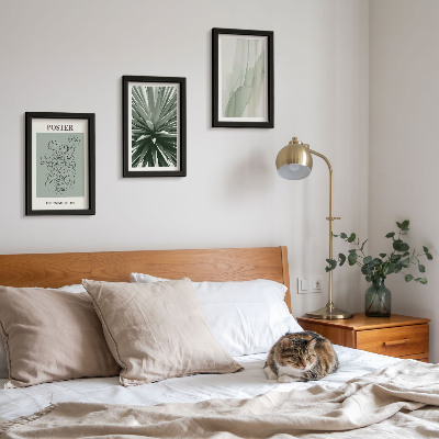 Photo frame wall Plant patterns in shades of green and beige