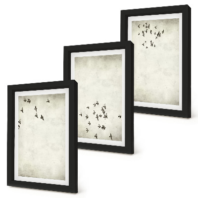 3-piece wall art set A minimalist painting of flying birds