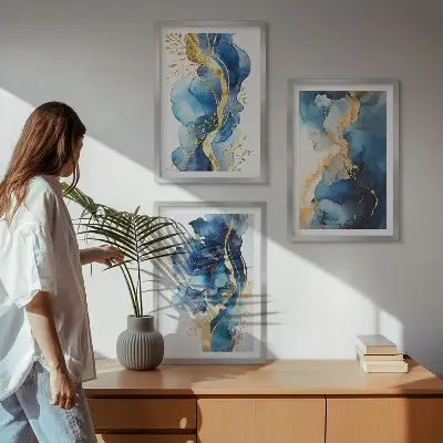 Wall art set with blue abstract patterns
