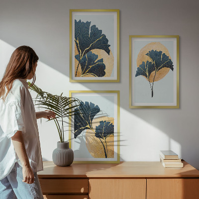 Wall art set Ginkgo leaves light background