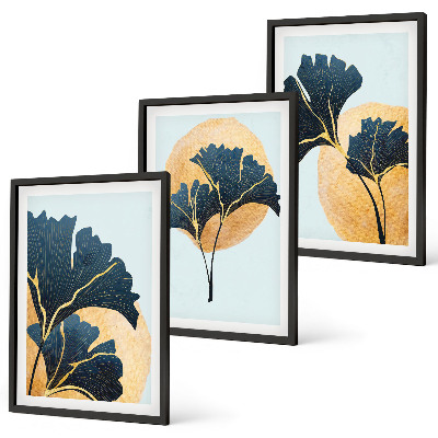 Wall art set Ginkgo leaves light background