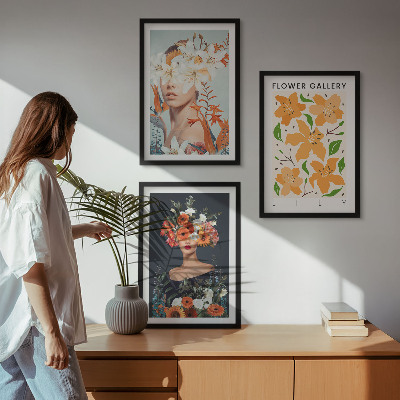 Set of 3 framed wall art pieces Floral portraits with bouquets