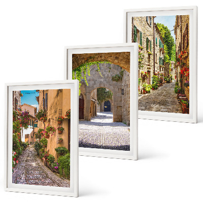 Three-piece wall art piece Italian streets flowers architecture
