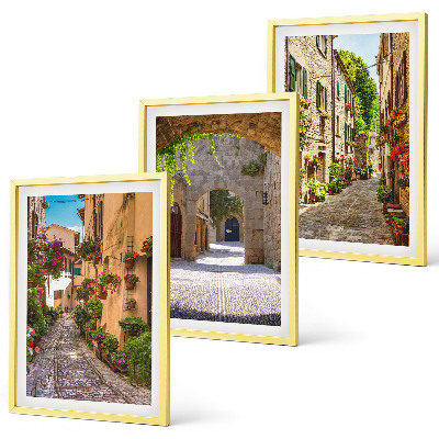 Three-piece wall art piece Italian streets flowers architecture