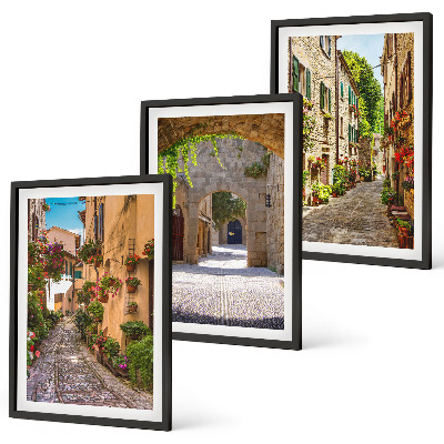 Three-piece wall art piece Italian streets flowers architecture
