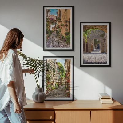 Three-piece wall art piece Italian streets flowers architecture