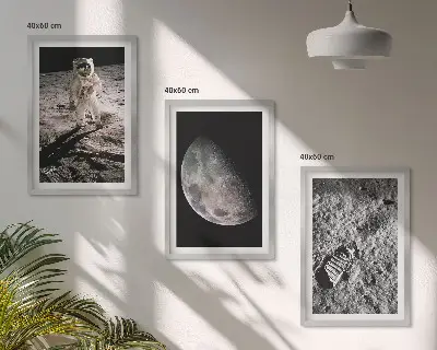 Astronaut Moon photo wall art set