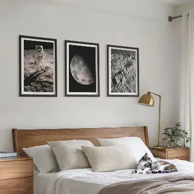 Astronaut Moon photo wall art set