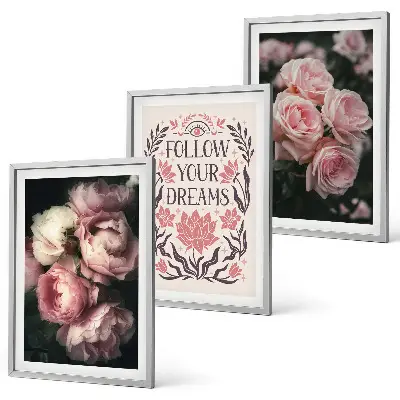 Wall art set with vintage roses and dreams inscription