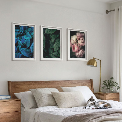 Three-piece wall art piece Leaves, flowers, different colors