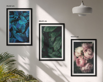 Three-piece wall art piece Leaves, flowers, different colors