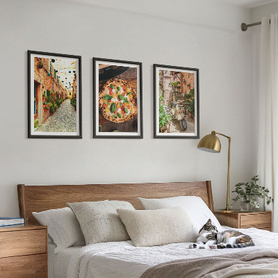 Set of 3 framed wall art pieces Charming streets with pizza