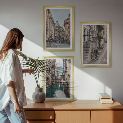 Set of 3 framed wall art pieces Venice's water streets