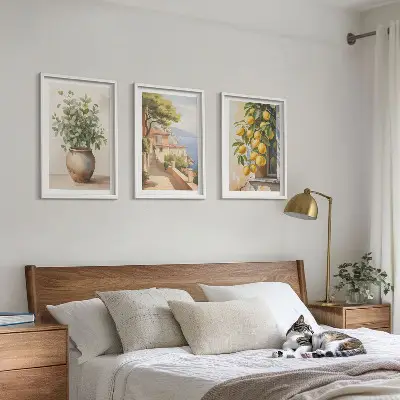 Wall art set flowers in a vase and a sea of lemons