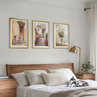 Three-piece wall art piece Charming seaside streets