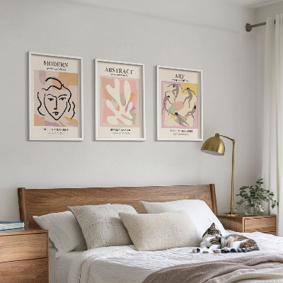 Three-piece wall art piece Stylish portraits in pastels