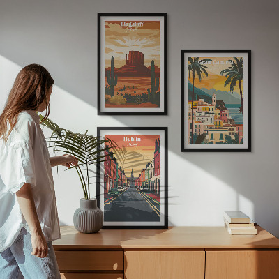 Set of 3 framed wall art pieces Landscapes of natural cities