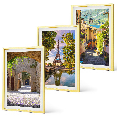 Set of 3 framed wall art pieces Streets of Eiffel architecture