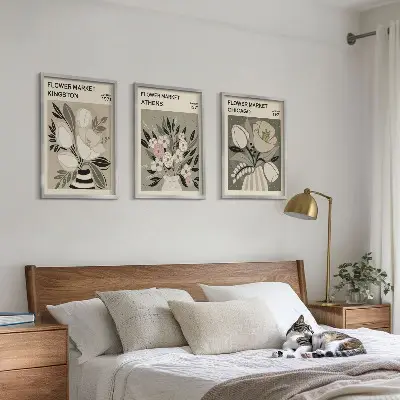 Retro floral arrangements three-piece wall art set