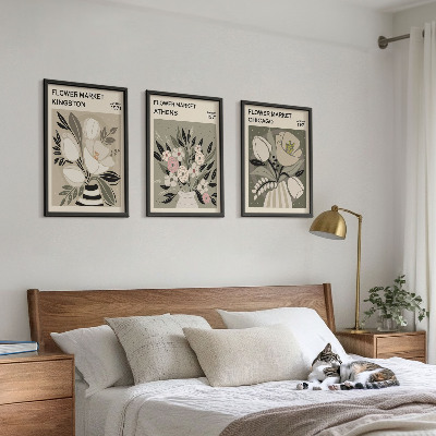 Three-piece wall art piece Retro floral arrangements