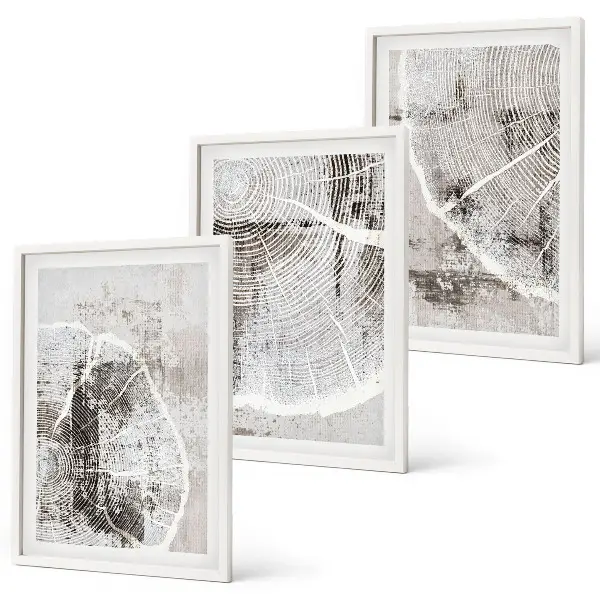 Wall art set with gray wood grain patterns