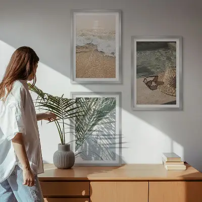 Wall art set water beach hat and sunglasses design