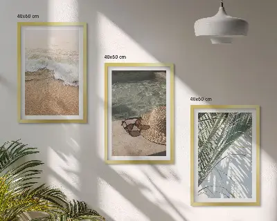Wall art set water beach hat and sunglasses design