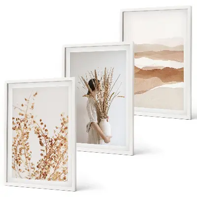 Wall art set with rustic boho floral motifs