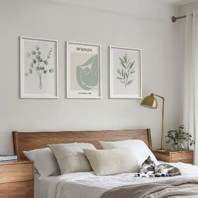 Wall art set with green plant motifs