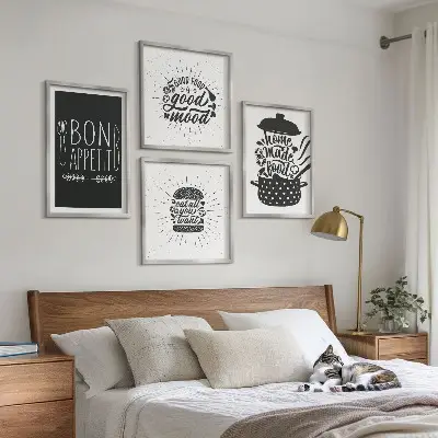 Multi-piece wall decor set with culinary food slogans