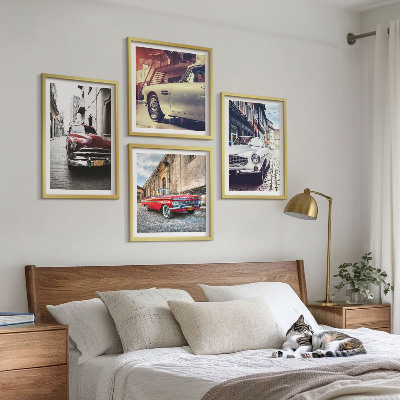 Set of 4 wall art pieces Classic cars in cities