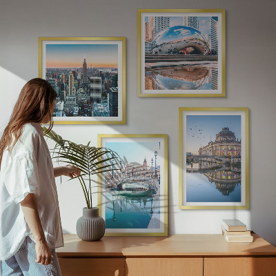 Set of 4 wall art pieces Architecture of cities on water