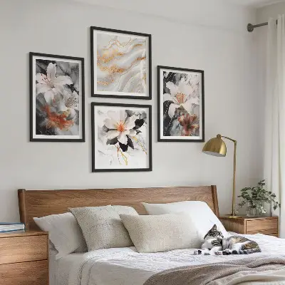 Set of 4 wall art pieces flowers in marble white and black