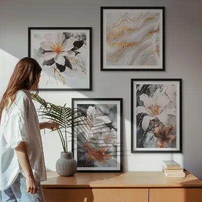 Set of 4 wall art pieces flowers in marble white and black