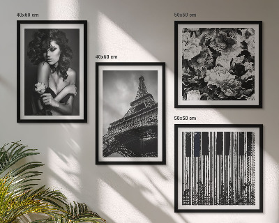 Wall art set Portrait of a Woman with an Eiffel Rose