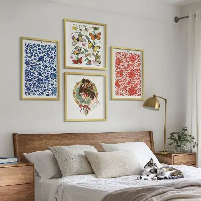 Multi-piece wall decor set featuring vintage flowers and butterflies
