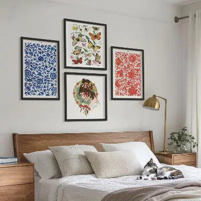 Multi-piece wall decor set featuring vintage flowers and butterflies