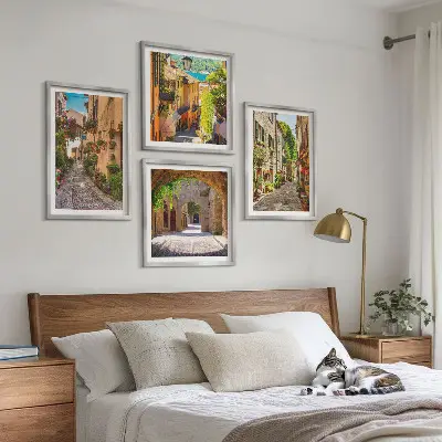Wall art set featuring Italian streets with flowers and architecture