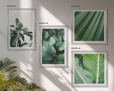 Set of 4 wall art pieces Tropical leaves in green
