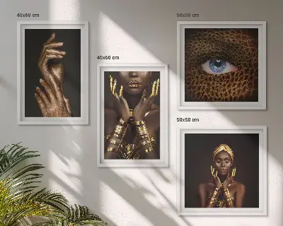 Wall art set with artistic portraits of women