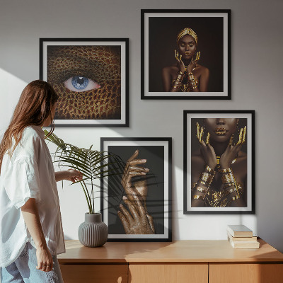 Wall art set Artistic portraits of women