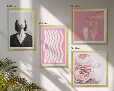 Set of 4 wall art pieces Stylish portrait with champagne