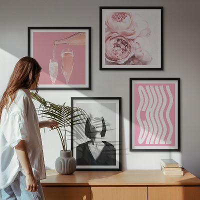 Set of 4 wall art pieces Stylish portrait with champagne