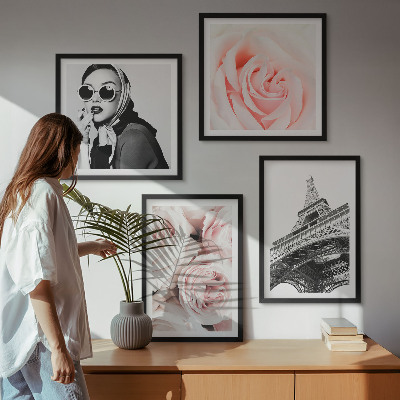 Multi-piece wall decor set Eiffel's portrait of a woman roses